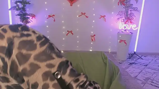 larabae online show from March 20, 2026, 8:21 pm