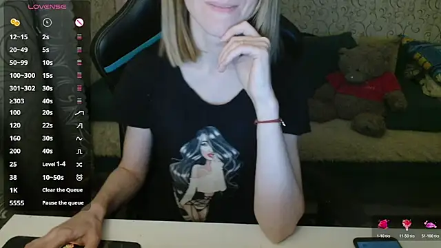 Snapshot of -Milamanka- chatting on February 11, 2026, 3:23 pm -Milamanka- online show from February 11, 2026, 3:23 pm