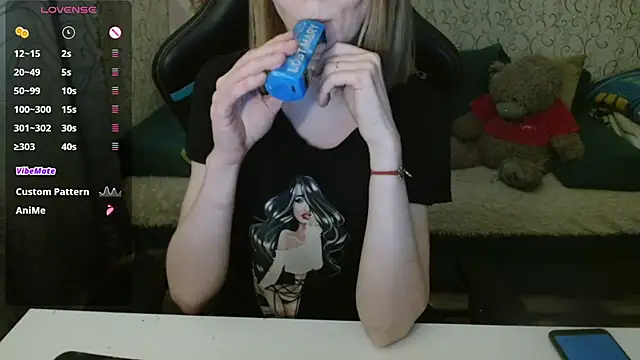 Snapshot of -Milamanka- chatting on February 19, 2026, 3:09 pm -Milamanka- online show from February 19, 2026, 3:09 pm