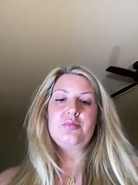 docmilf12 online show from February 25, 2026, 2:34 am