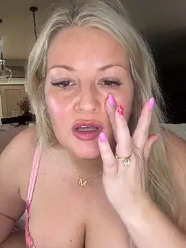 docmilf12 online show from February 18, 2026, 1:14 am