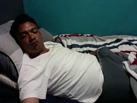 Snapshot of latinomoreno95 chatting on May 21, 2026, 8:01 am latinomoreno95 online show from May 21, 2026, 8:01 am