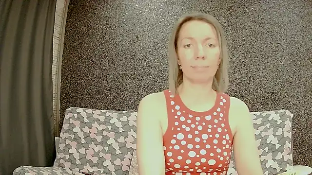 Snapshot of Amanda_Luxe chatting on January 12, 2026, 3:02 am Amanda Luxe online show from January 12, 2026, 3:02 am