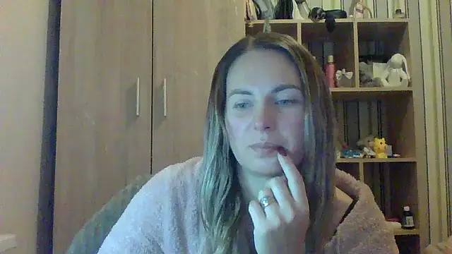 VikiLove765 online show from January 31, 2026, 10:08 pm