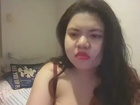 Snapshot of Allie_143 chatting on January 13, 2026, 11:58 am Allie 143 online show from January 13, 2026, 11:58 am