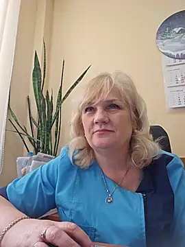 AliceStar333 online show from February 11, 2026, 12:16 pm