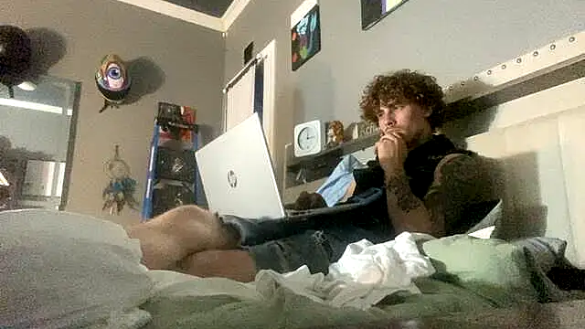 Derrick7799 online show from January 8, 2026, 5:02 am