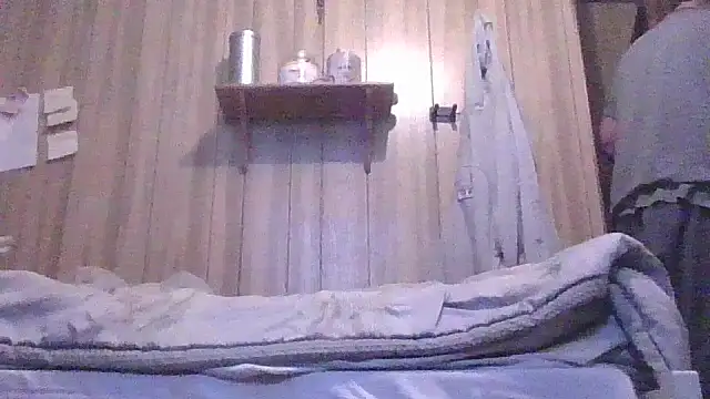 HottiesHoles online show from March 29, 2026, 10:44 pm