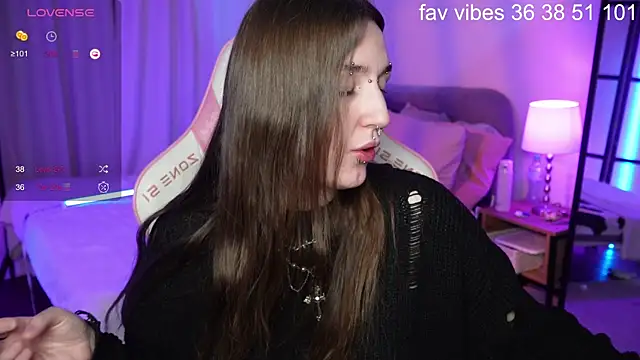 Alice Goth online show from May 22, 2026, 6:00 am