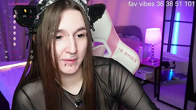 Alice Goth online show from May 24, 2026, 8:58 am