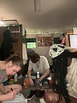 CookiesNcreaming online show from March 7, 2026, 3:46 am