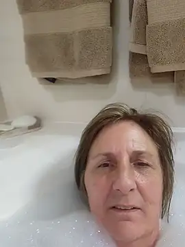 Snapshot of HotAzMilf chatting on January 13, 2026, 6:28 am HotAzMilf online show from January 13, 2026, 6:28 am