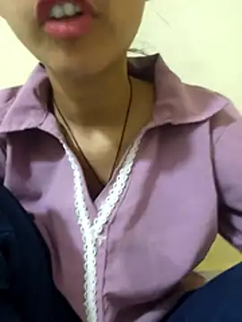 Kanchan7909 online show from May 13, 2026, 4:03 pm