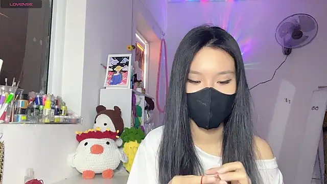 Snapshot of Tieu-May chatting on April 24, 2026, 9:22 am Tieu-May online show from April 24, 2026, 9:22 am