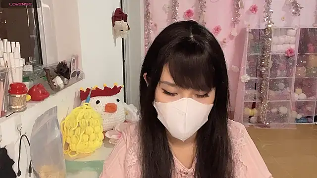 Snapshot of Tieu-May chatting on March 10, 2026, 8:24 pm Tieu-May online show from March 10, 2026, 8:24 pm