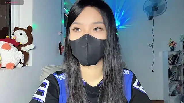 Snapshot of Tieu-May chatting on May 29, 2026, 7:58 am Tieu-May online show from May 29, 2026, 7:58 am