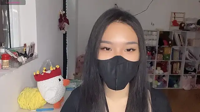 Snapshot of Tieu-May chatting on March 5, 2026, 8:11 am Tieu-May online show from March 5, 2026, 8:11 am