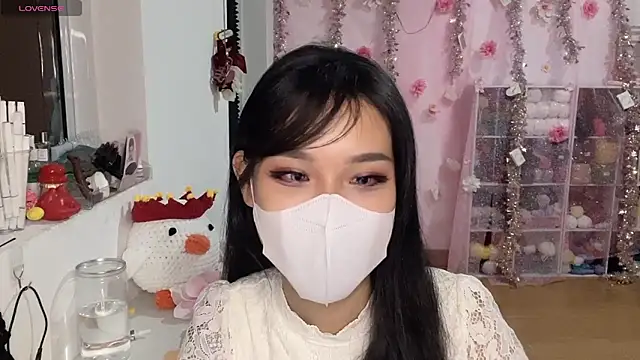 Snapshot of Tieu-May chatting on March 8, 2026, 6:06 am Tieu-May online show from March 8, 2026, 6:06 am