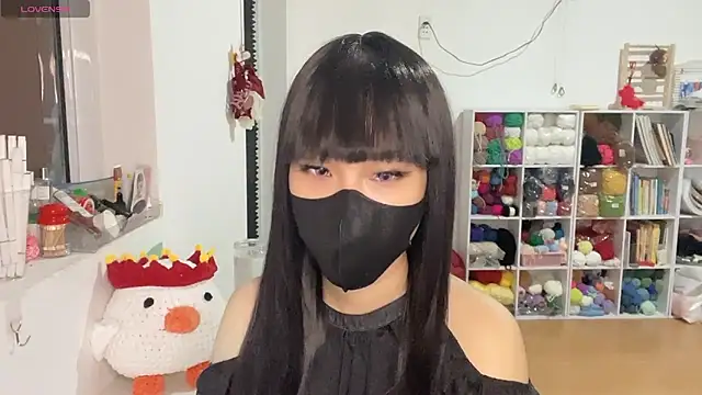 Snapshot of Tieu-May chatting on March 6, 2026, 8:53 am Tieu-May online show from March 6, 2026, 8:53 am