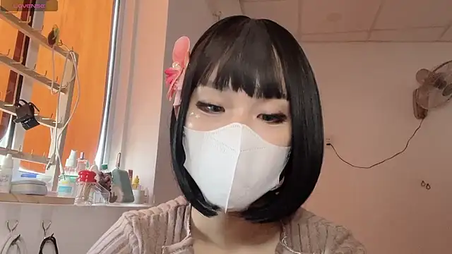 Tieu-May online show from February 12, 2026, 6:35 am