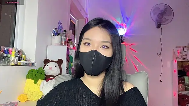 Snapshot of Tieu-May chatting on May 10, 2026, 12:03 am Tieu-May online show from May 10, 2026, 12:03 am