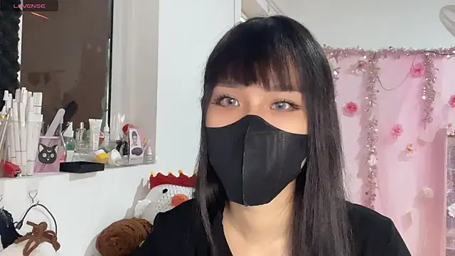 Snapshot of Tieu-May chatting on March 14, 2026, 8:20 am Tieu-May online show from March 14, 2026, 8:20 am