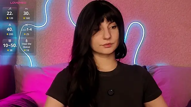 Snapshot of ValeryAlfie chatting on March 7, 2026, 4:12 pm ValeryAlfie online show from March 7, 2026, 4:12 pm