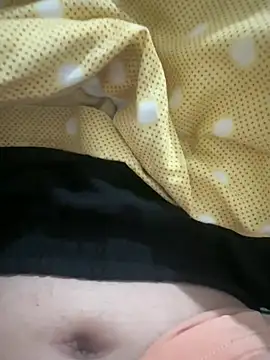 Snapshot of berkayneslihan chatting on January 11, 2026, 7:10 pm berkayneslihan online show from January 11, 2026, 7:10 pm