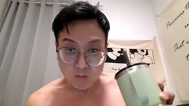 Snapshot of BunchedDogsbody chatting on January 14, 2026, 7:12 am BunchedDogsbody online show from January 14, 2026, 7:12 am