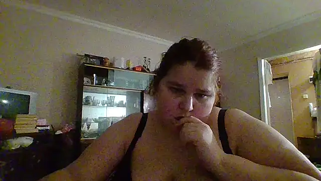 Snapshot of RoseMila20 chatting on February 25, 2026, 9:58 pm RoseMila20 online show from February 25, 2026, 9:58 pm