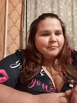 Snapshot of RoseMila20 chatting on February 13, 2026, 10:54 pm RoseMila20 online show from February 13, 2026, 10:54 pm