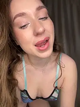 Snapshot of cuteeyesbaby chatting on February 9, 2026, 2:42 am cuteeyesbaby online show from February 9, 2026, 2:42 am