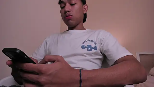 AustinTowers online show from February 23, 2026, 7:36 pm