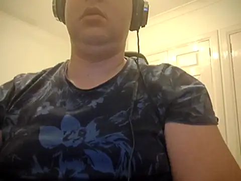 Snapshot of thetalldude265 chatting on March 29, 2026, 4:36 am thetalldude265 online show from March 29, 2026, 4:36 am
