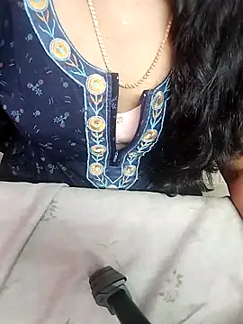 Snapshot of tamil-monisha chatting on February 1, 2026, 7:17 am tamil-monisha online show from February 1, 2026, 7:17 am