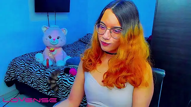 lillykittyyy online show from April 8, 2026, 3:08 am