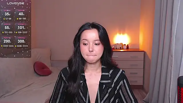 lia hetty online show from September 17, 2025, 4:20 pm