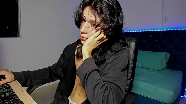 Snapshot of jack_grealish01 chatting on January 17, 2026, 3:21 am jack grealish01 online show from January 17, 2026, 3:21 am