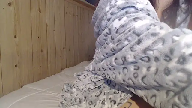 saraswirls69xh online show from January 15, 2026, 12:19 pm