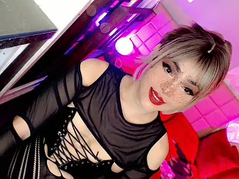 BEYBIDOMME online show from May 11, 2026, 6:15 am