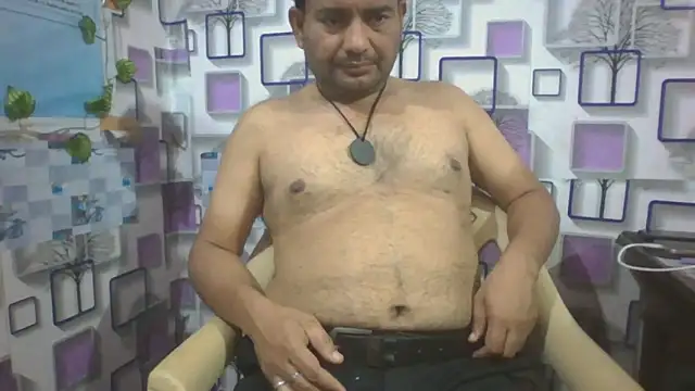 Snapshot of KUMA_500 chatting on February 25, 2026, 2:01 am KUMA 500 online show from February 25, 2026, 2:01 am