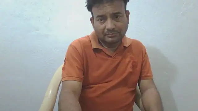 Snapshot of KUMA_500 chatting on April 8, 2026, 3:24 pm KUMA 500 online show from April 8, 2026, 3:24 pm