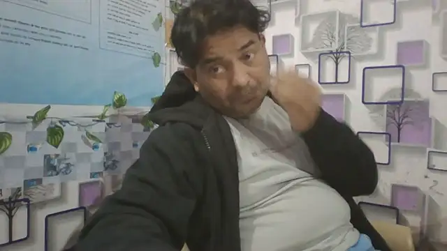 Snapshot of KUMA_500 chatting on January 19, 2026, 2:37 am KUMA 500 online show from January 19, 2026, 2:37 am