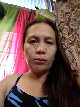 Snapshot of prettymomma24xx chatting on January 6, 2026, 1:09 am prettymomma24xx online show from January 6, 2026, 1:09 am