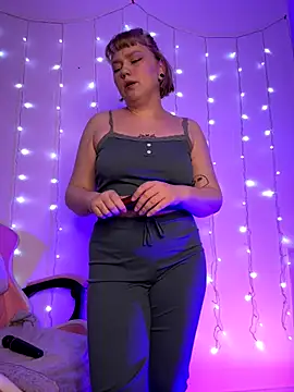 Snapshot of _spacefleet_ chatting on January 6, 2026, 1:53 am spacefleet online show from January 6, 2026, 1:53 am