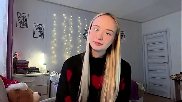 LatashiaOrcutt online show from January 11, 2026, 12:34 pm