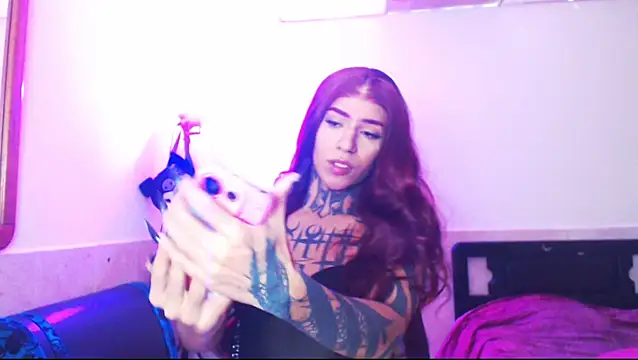 jazmin wolf online show from April 14, 2026, 1:05 pm