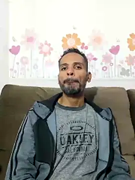 Snapshot of moreno_alpha_br chatting on June 4, 2026, 1:43 am moreno alpha br online show from June 4, 2026, 1:43 am