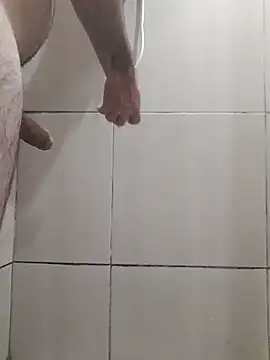 rolaaa2000 online show from March 11, 2026, 1:32 am