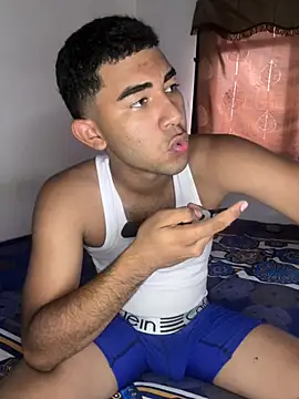 youngalexofficial online show from April 5, 2026, 6:47 pm